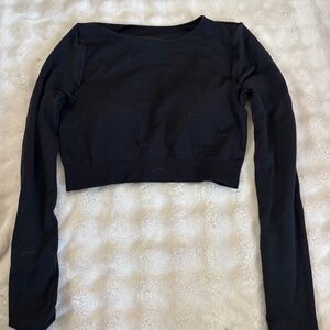 NVGTN Black Long Sleeve Open Back Crop Top